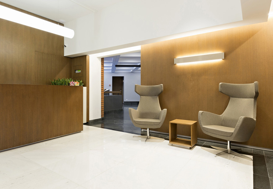 Fabricant de mousse polyuréthane pour mobilier de banque